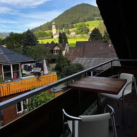 Ferienzimmer Klosterblick * Muenstertal
